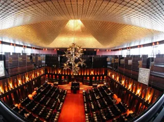 No referendum required for 22nd Amendment Bill, Speaker tells Parliament