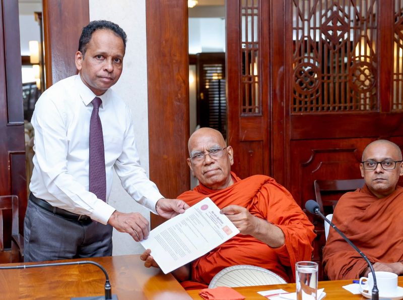 Mahanayake Theros submit memorandum seeking state intervention to secure Sivarasa Anojan's release