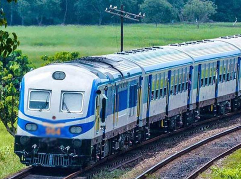 New train service introduced between Polgahawela and Peradeniya