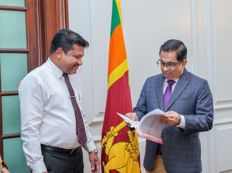 Interim report on Prisons Ordinance rules handed to Secretary to the President
