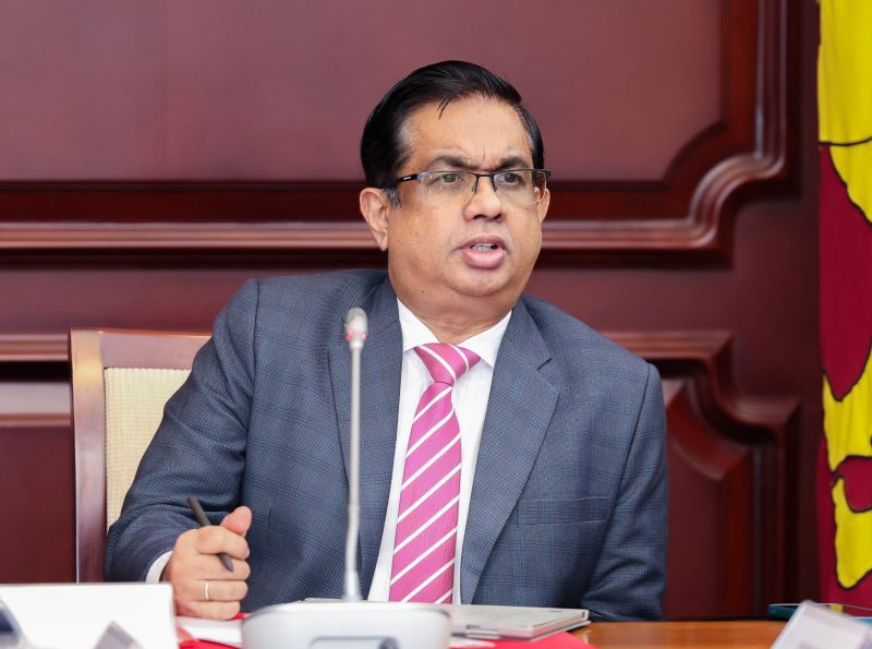 Presidential Secretariat reviews 1818 hotline operations